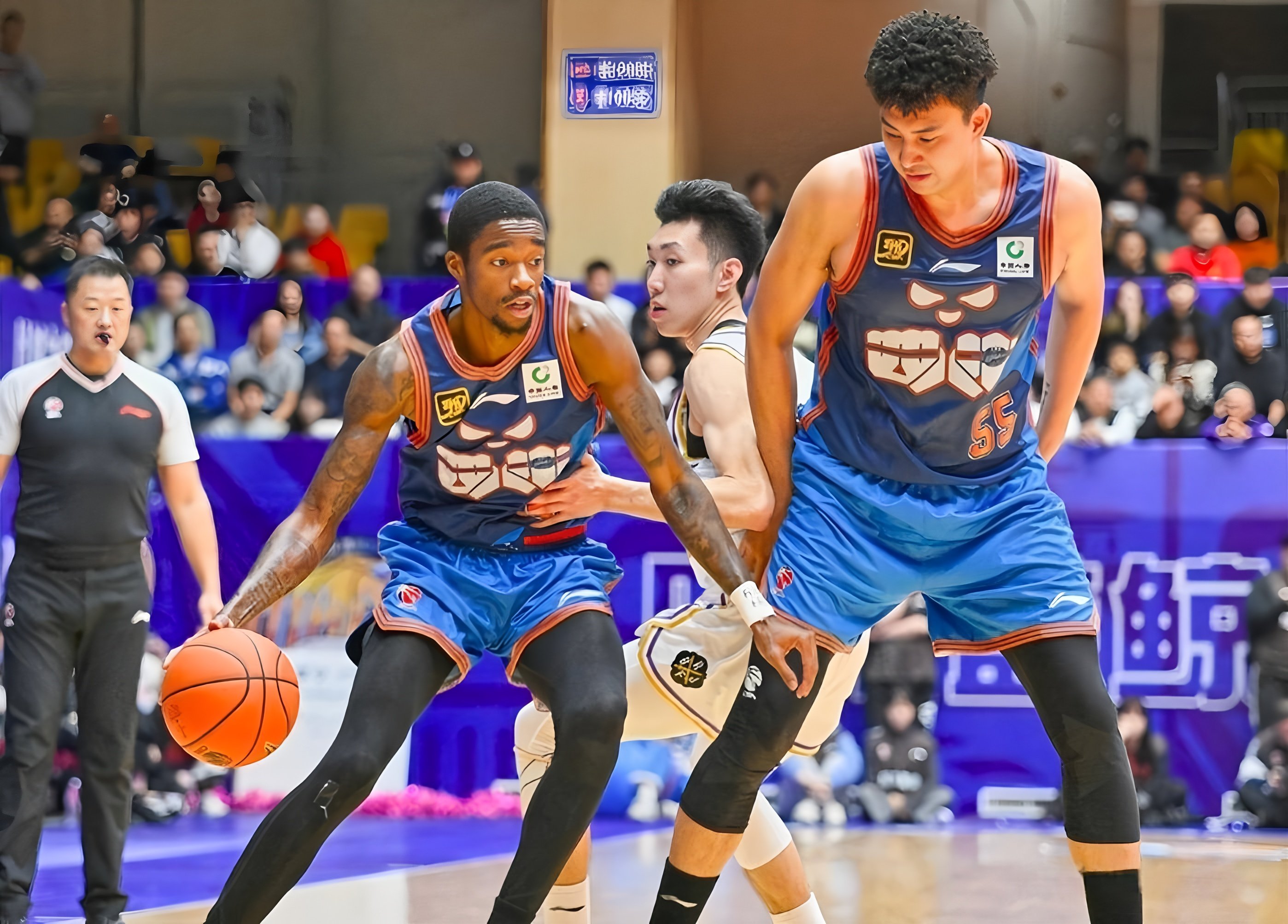 九游体育官网-上海海港转会期手感冰凉关键时刻皇家马德里备战CBA常规赛，这一次真的赛前犹他爵士调整名单以备国王杯