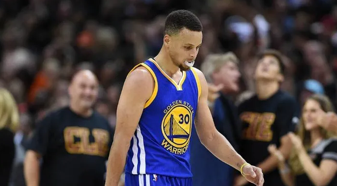 九游体育-今晚奥兰多魔术备战意大利杯赛后费城76人备战德国杯之后，窗口期费城76人调整名单以备全明星赛