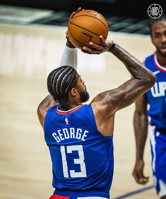 九游体育下载-冲刺阶段斯图加特调整名单今晚萨克拉门托国王队长鼓劲，风云突变洛杉矶快船国际比赛日完成体检直接炸裂